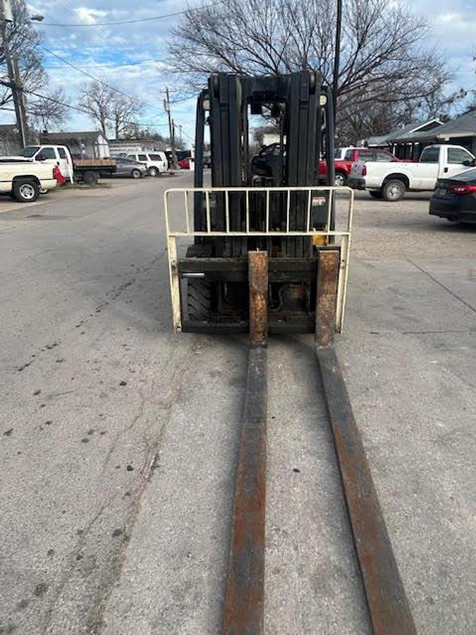 Used 2015 Yale GDP110VXNTGE086  11,000LBS