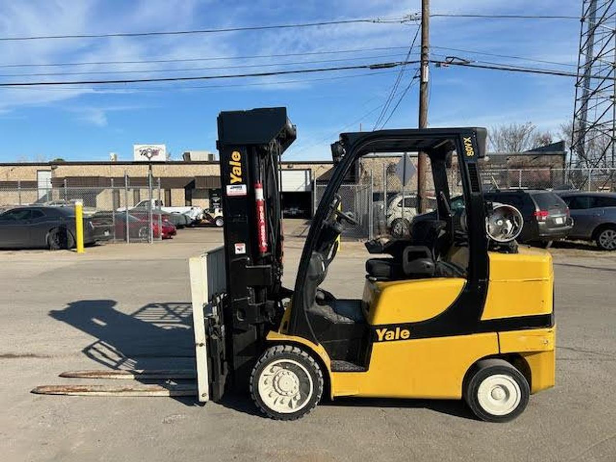 Used 2009 Yale GLC080VXNGSQ093.5  8000LBS