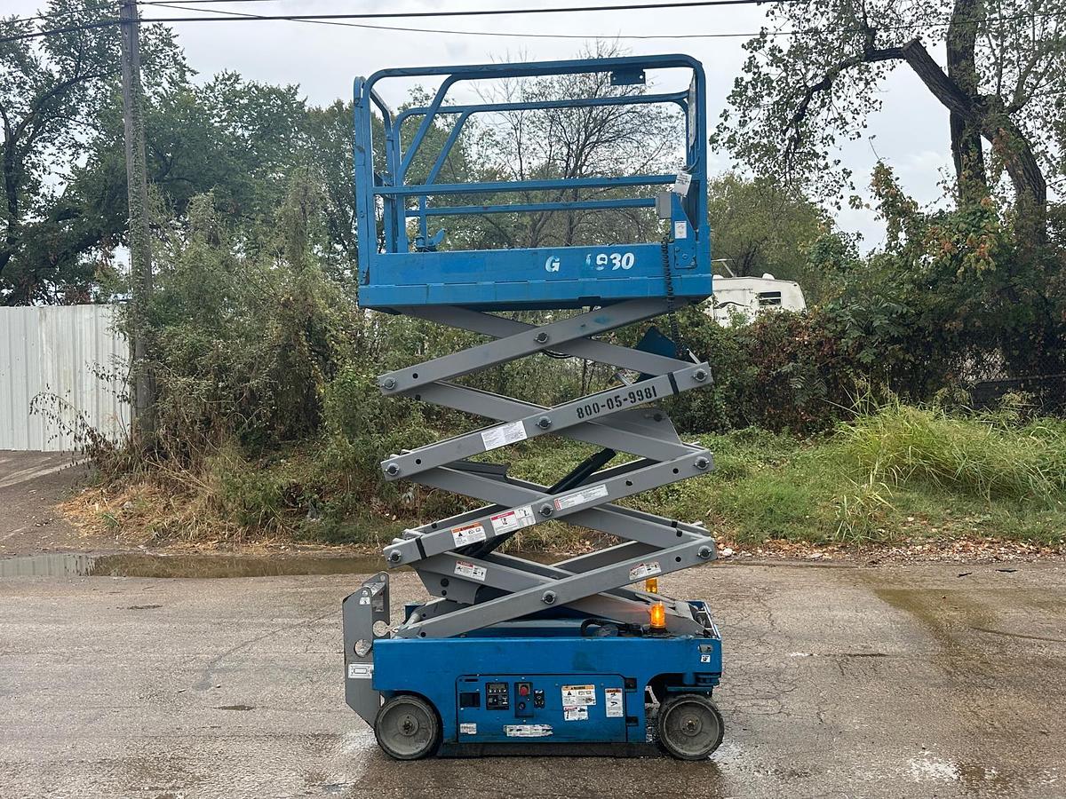 Used 2015 GENIE GS1930