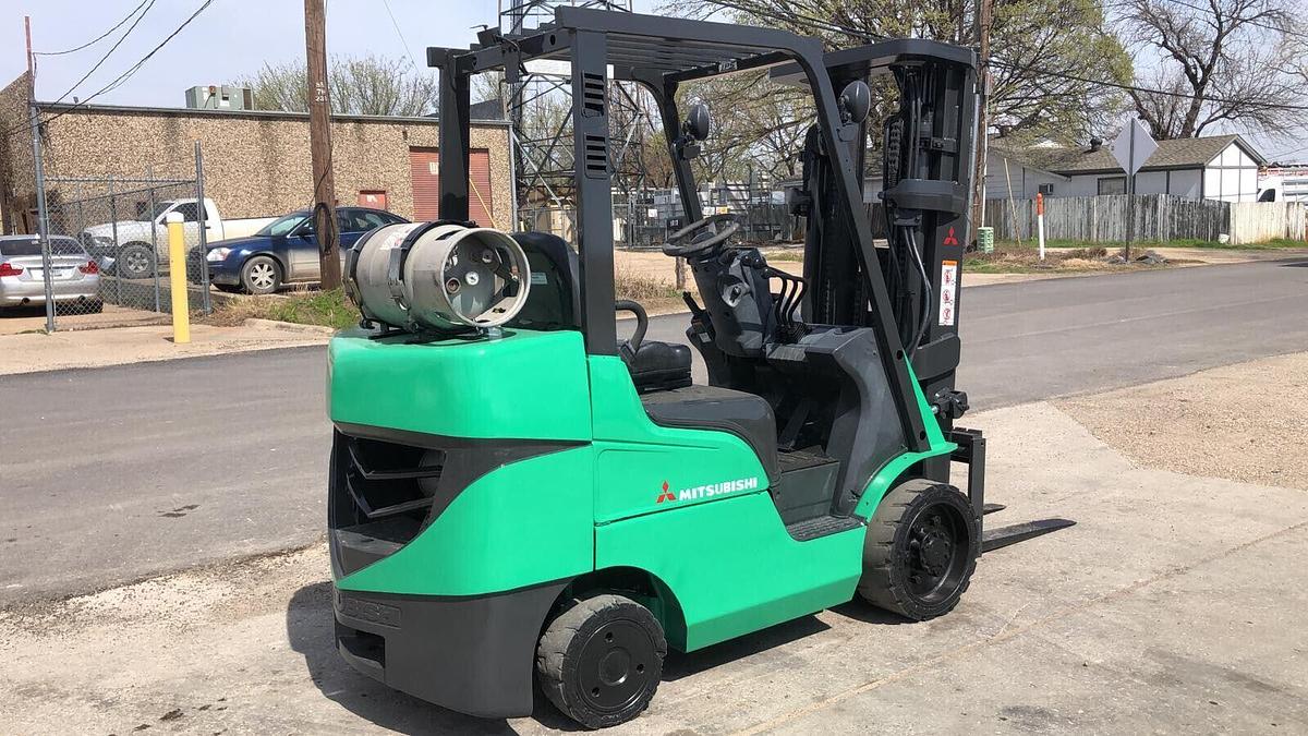 Used Mitsubishi Forklift FGC30N
