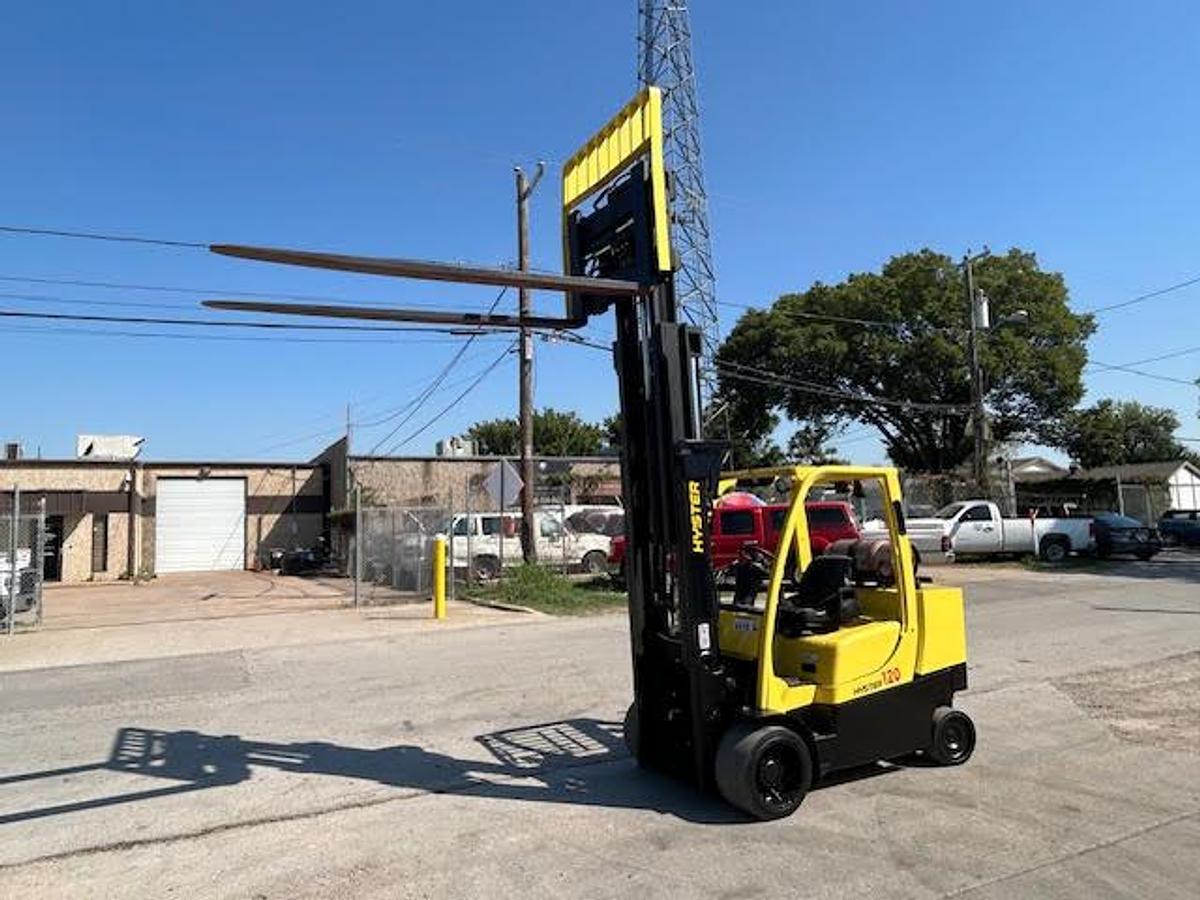 Used 2010 Hyster S120FT