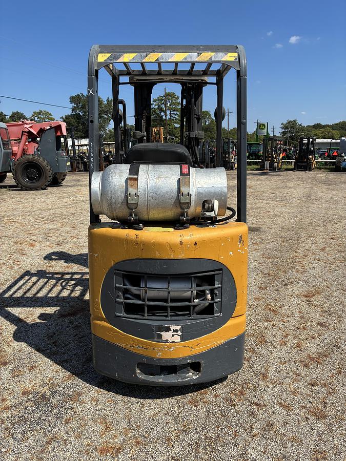 Used 1999 CAT GC15K