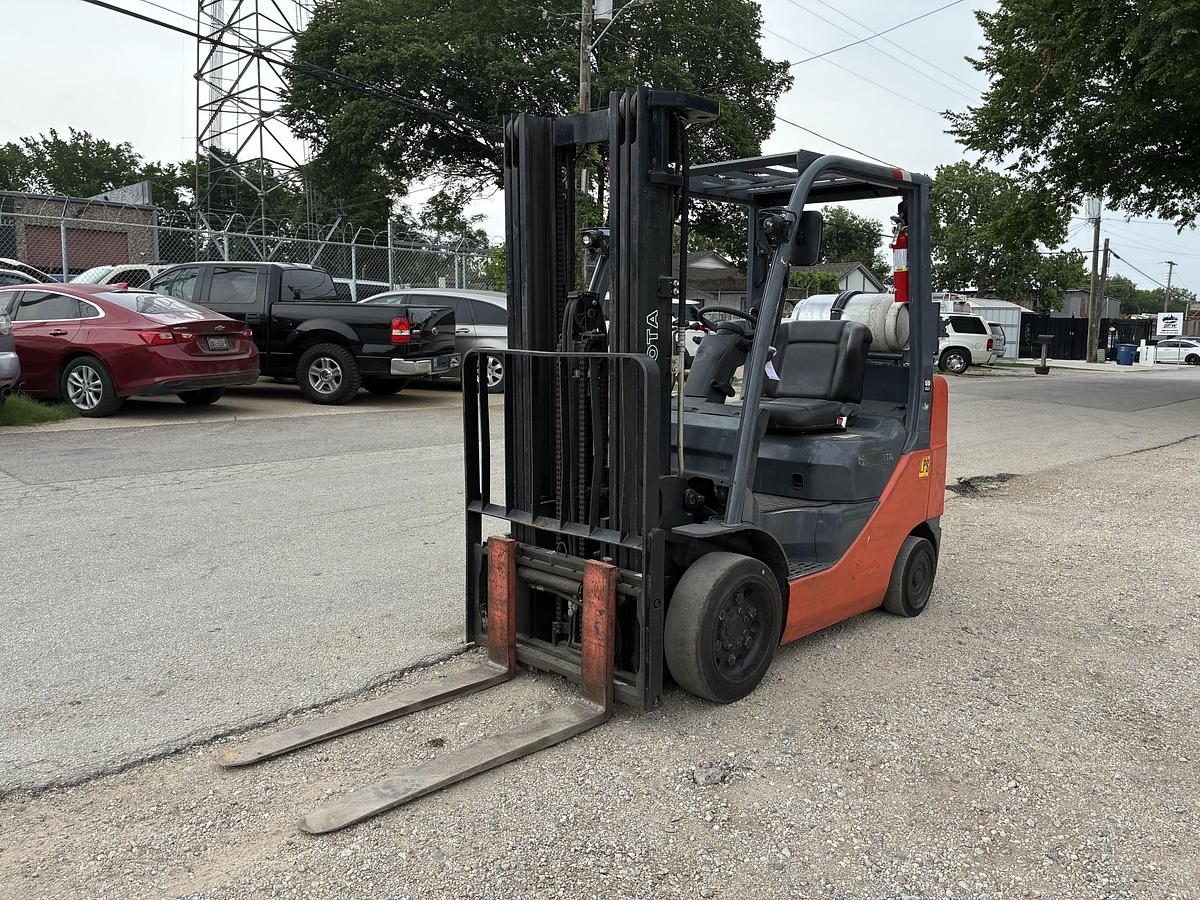Used 2014 Toyota 8FGCU25 5000 LBS