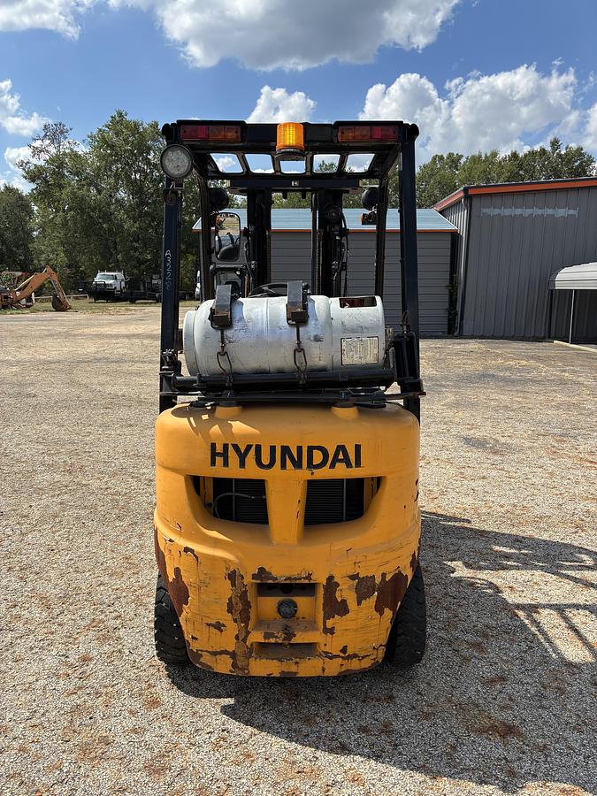 Used 2016 Hyundai 15LC-7M