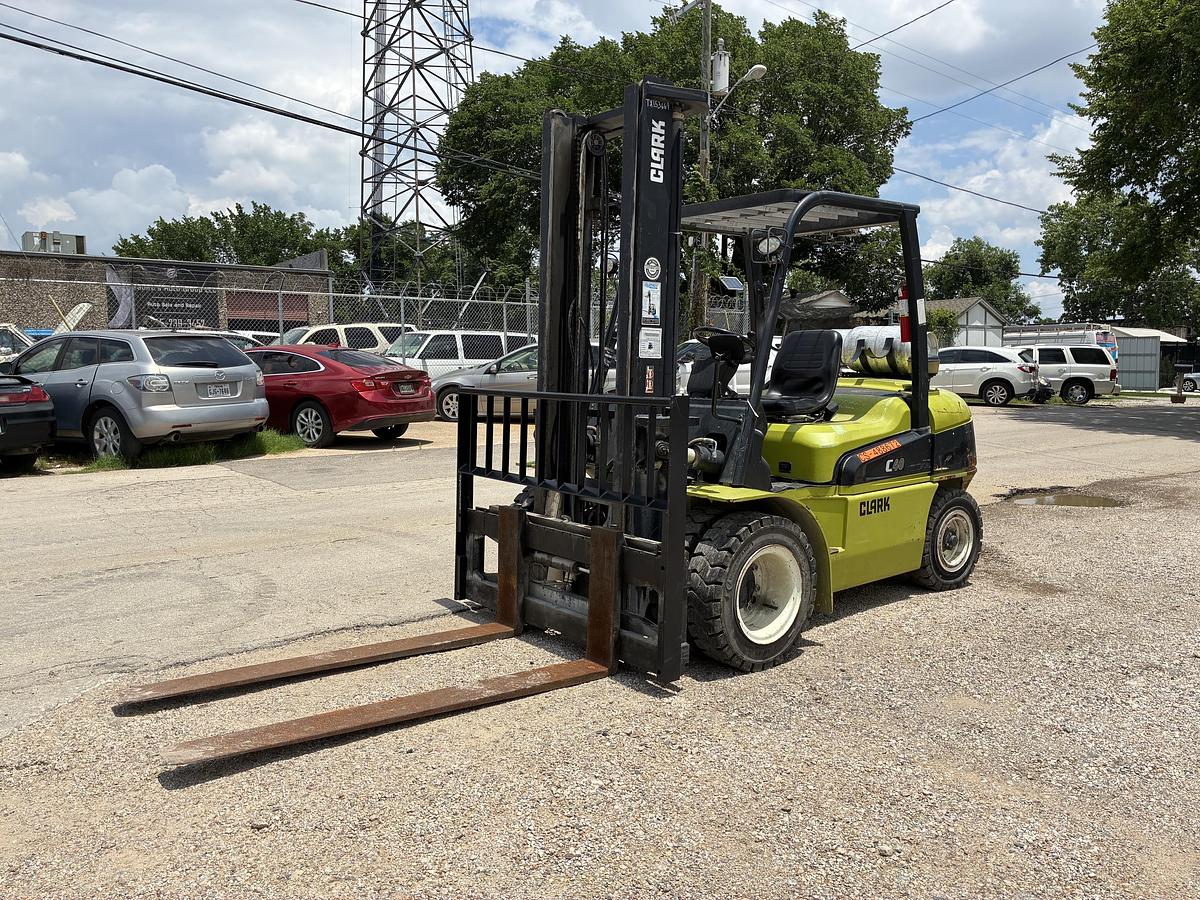 Used 2017 CLARK C40L 8000 LBS