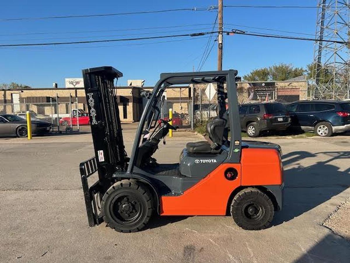 Used 2017 Toyota 8FGU30