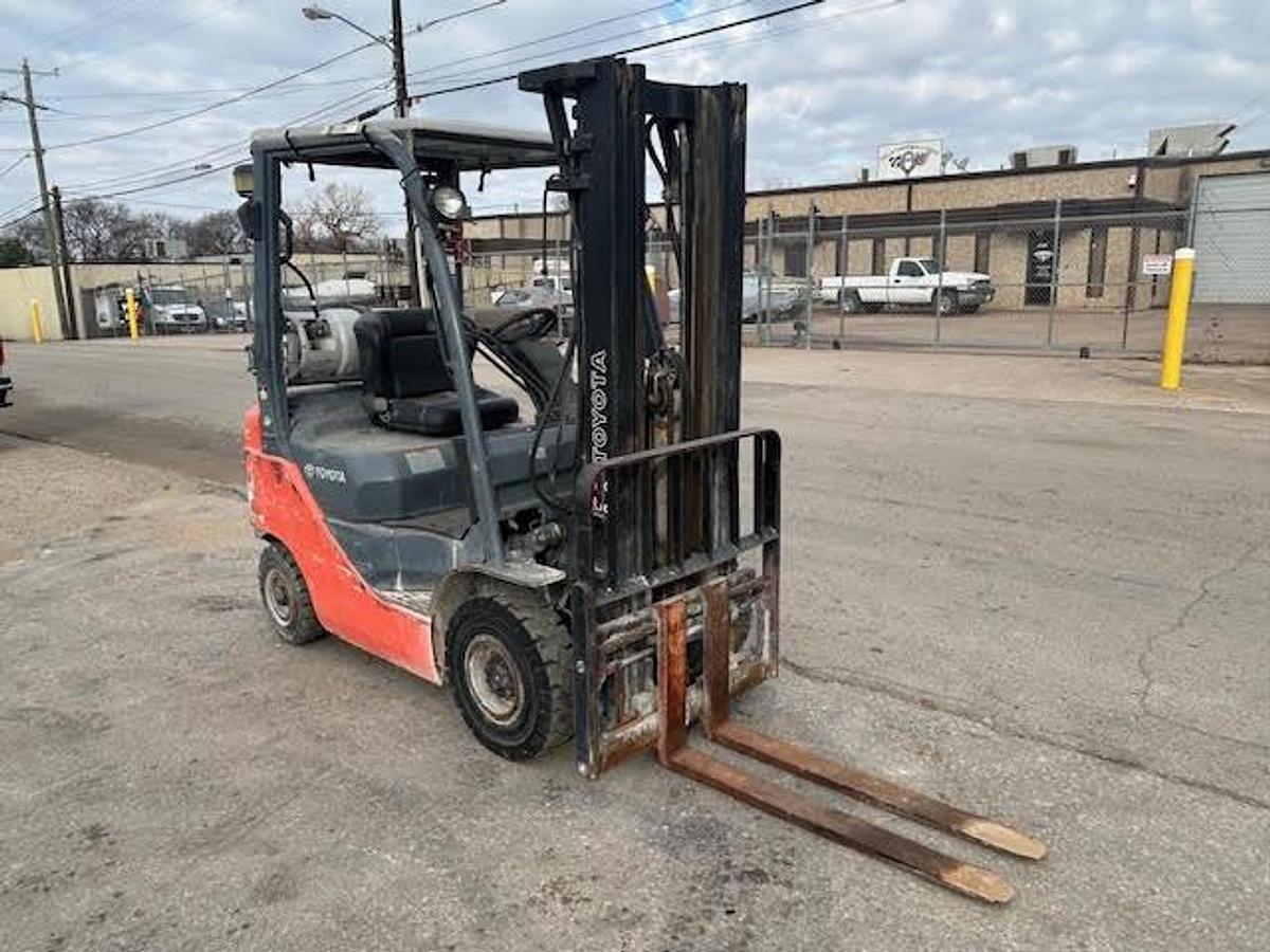 Used 2009 Toyota 8FGU15