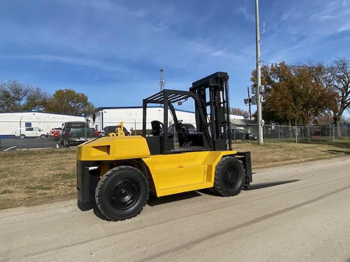 Used 2006 Komatsu FD100-7
