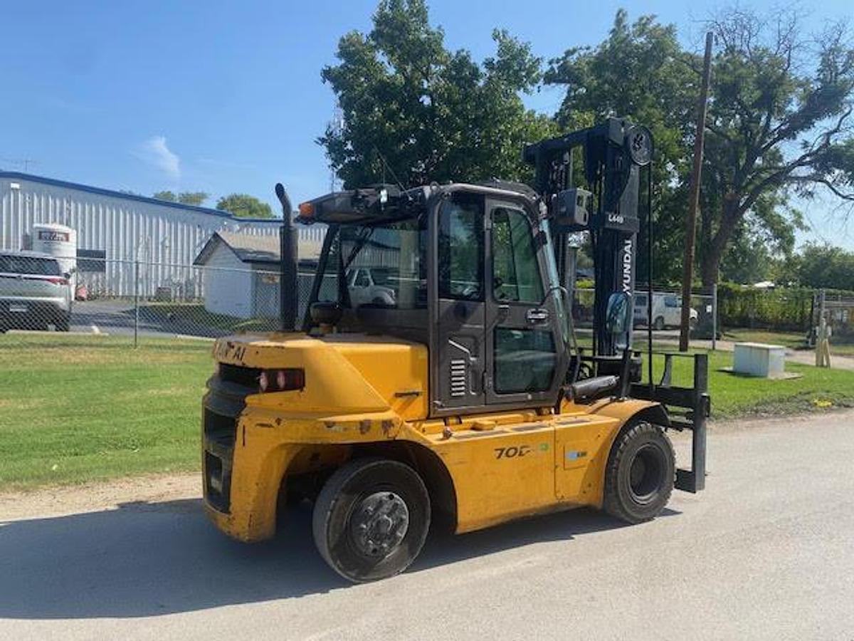 Used 2020 Hyundai 70D-9