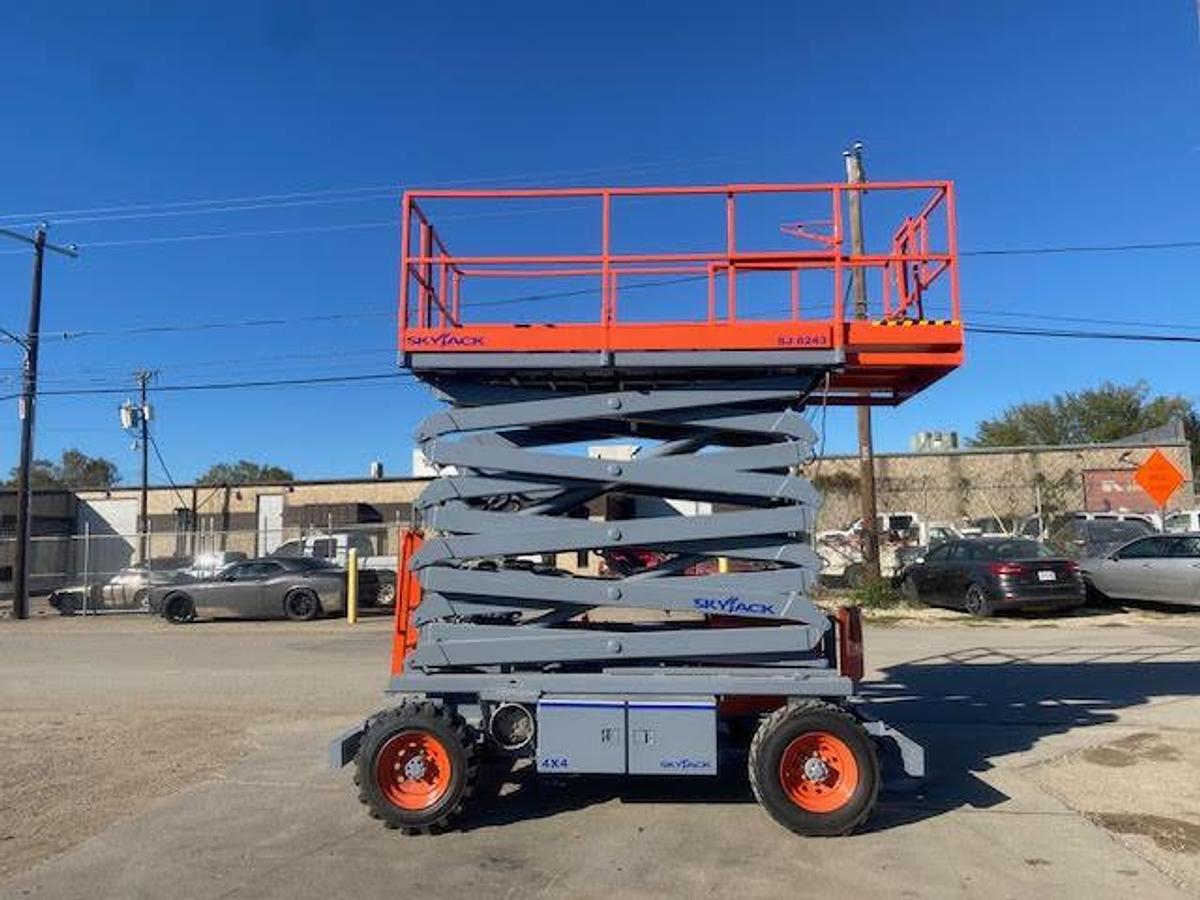 Used 2008 Skyjack SJ8243
