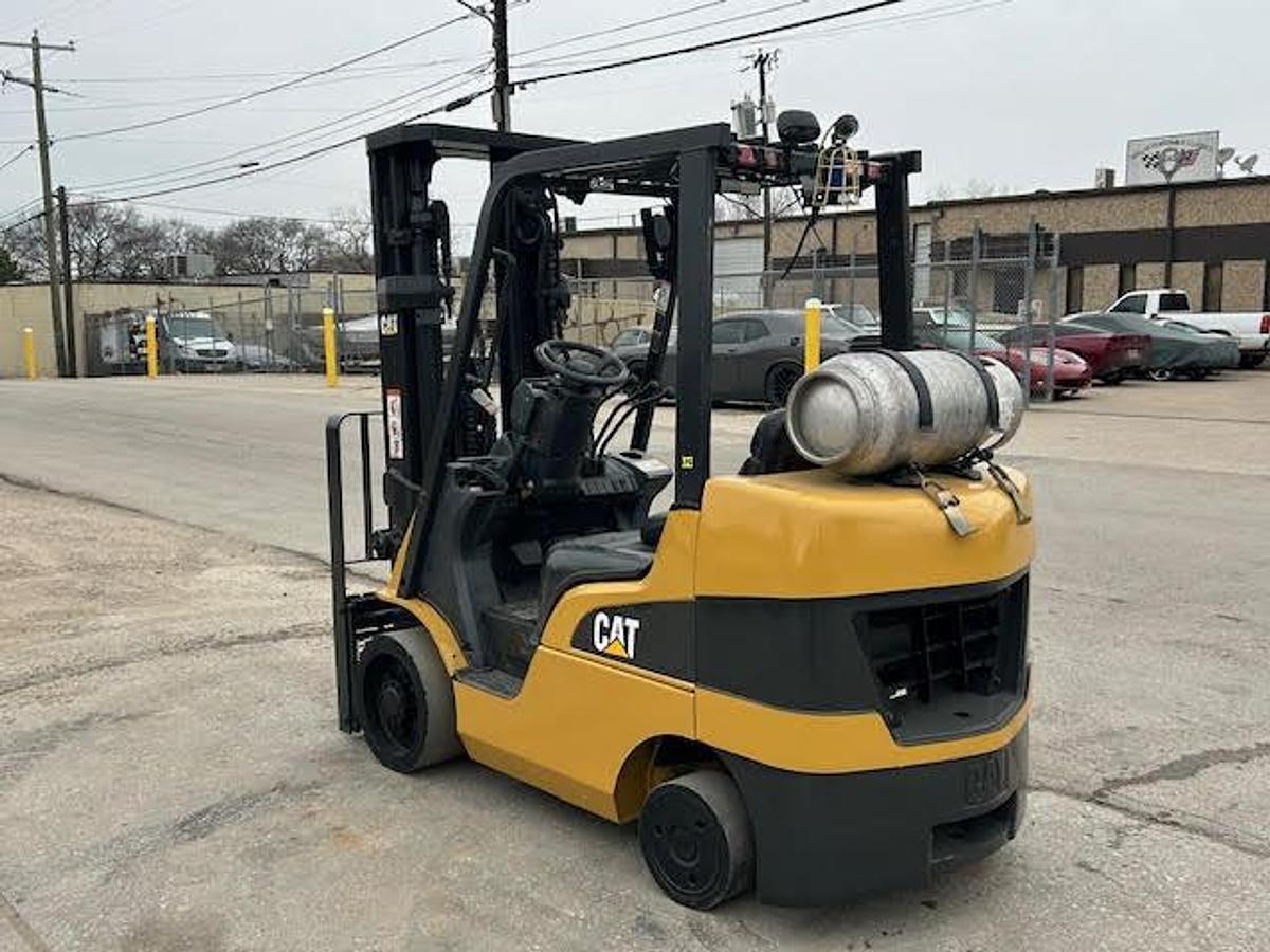 Used 2017 CAT 2C6000