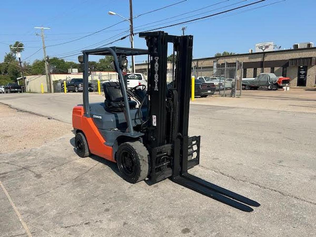 Used 2013 Toyota 8FDU30