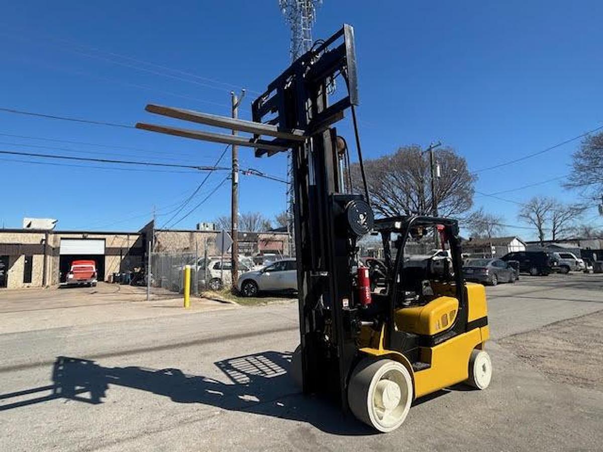 Used 2019 Yale GLC135VXNEUE100  13,500LBS