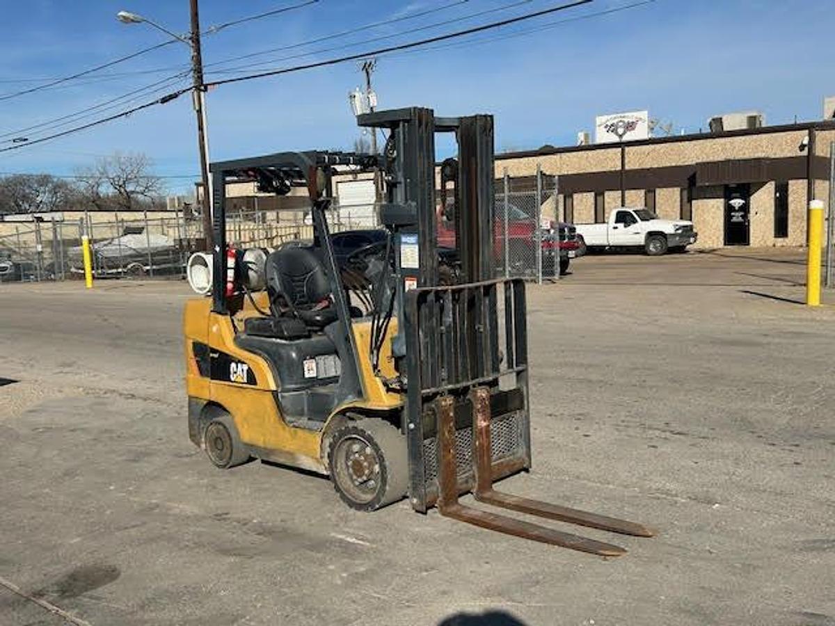 Used 2017 CAT 2C6000