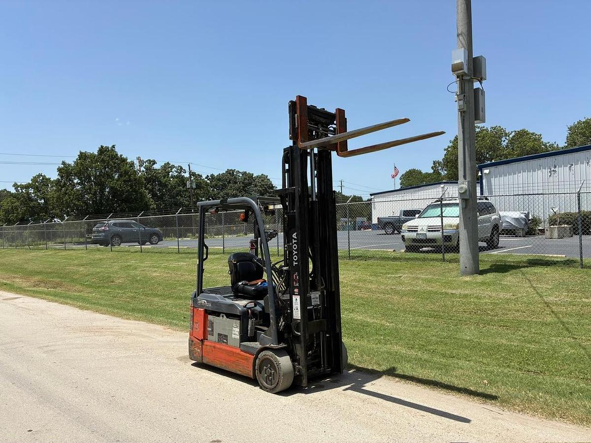 Used 2022 TOYOTA 8FBE20U
