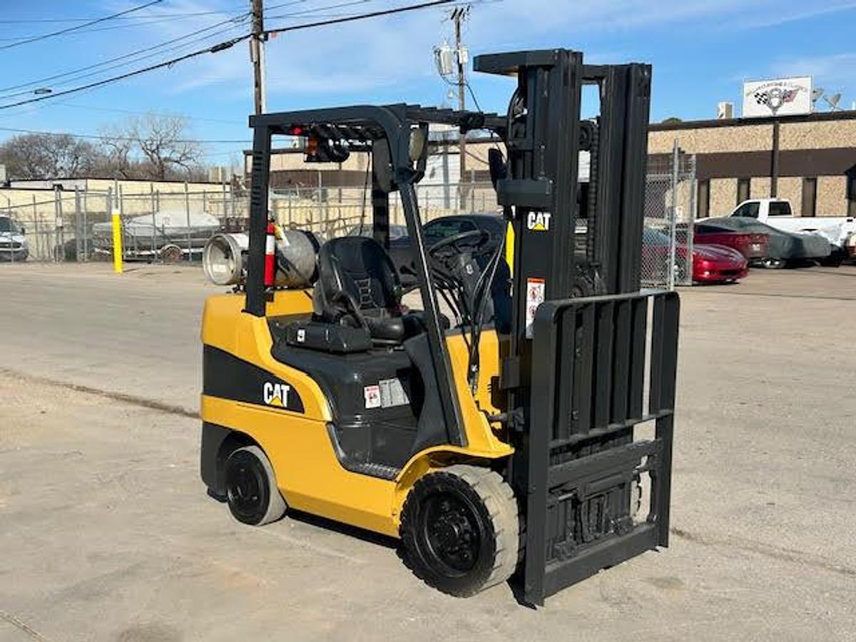 Used 2017 CAT 2C6000