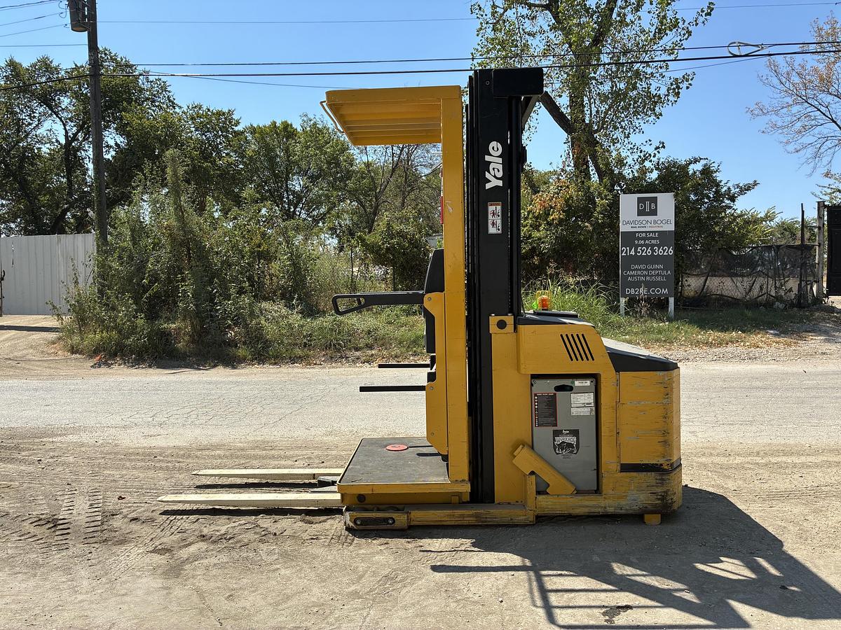 Used 2019 Yale OSO30EFN24TE095