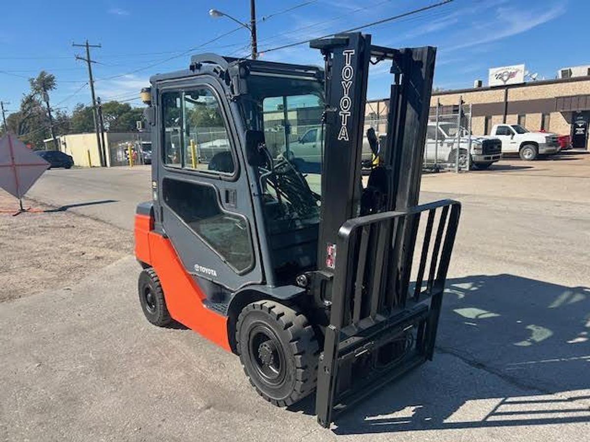 Used 2021 Toyota 8FDU25