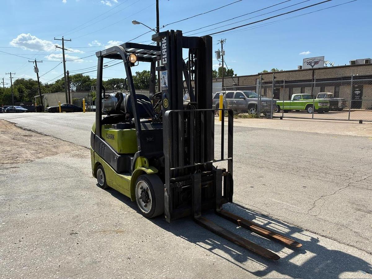 Used 2014 CLARK C25CL