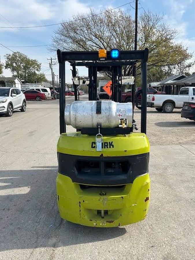 Used 2021 CLARK S25CL