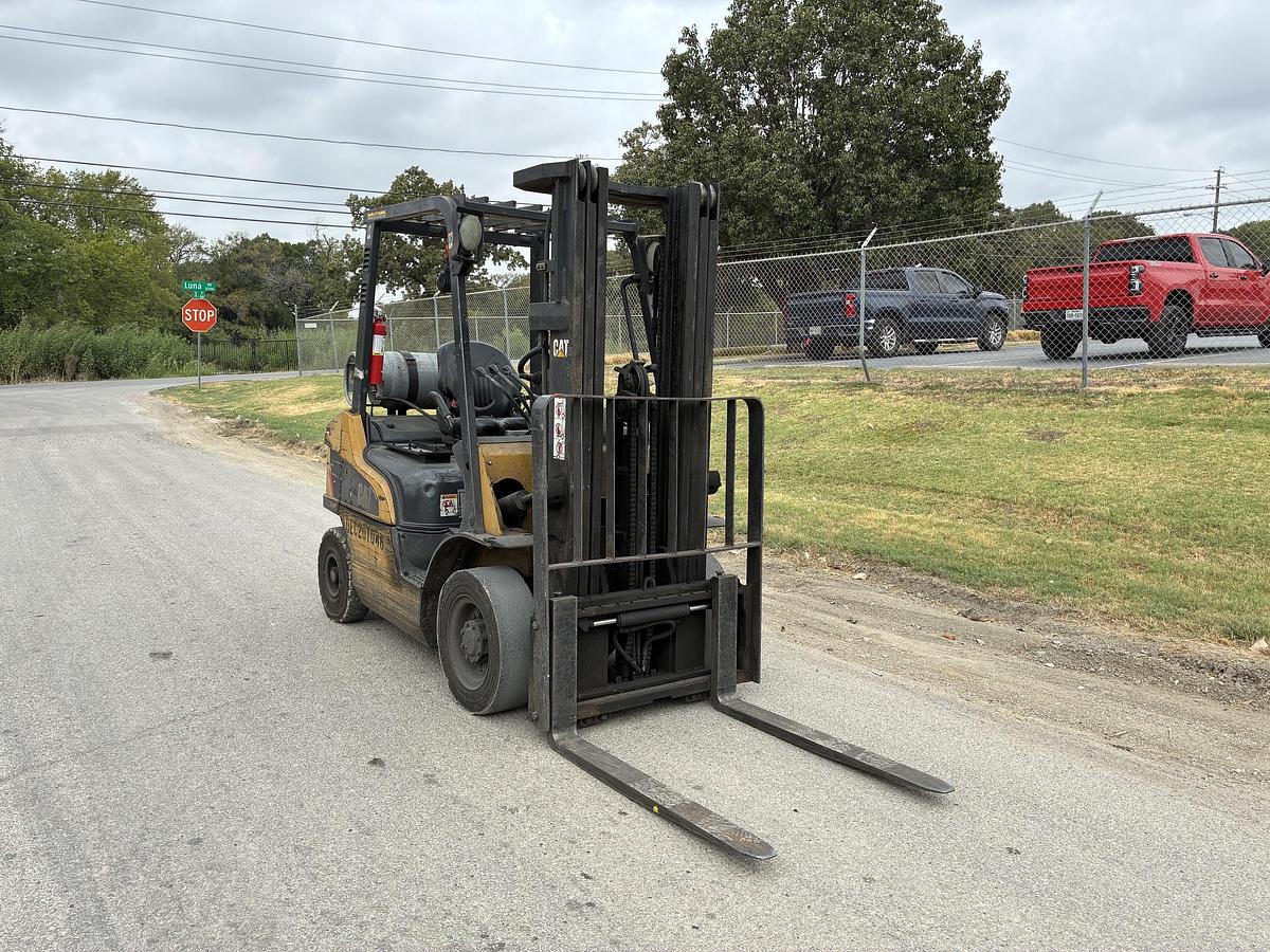 Used 2019 CAT GP25N