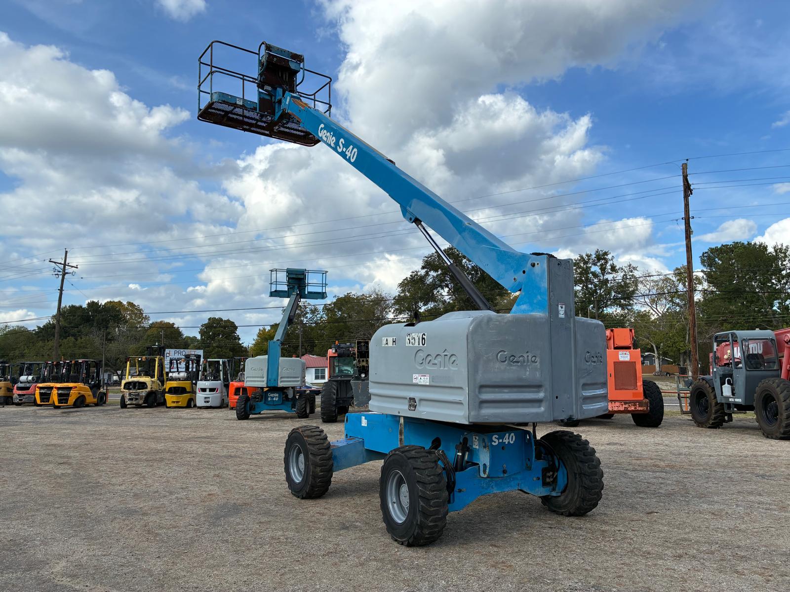 Used 2007 GENIE S-40