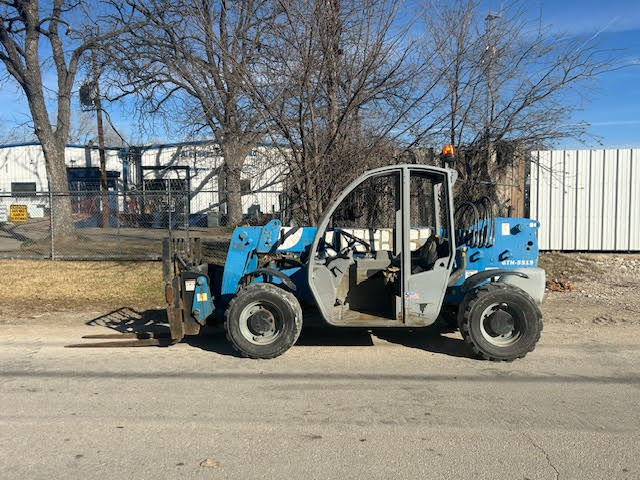 Used 2012 GENIE GTH5519