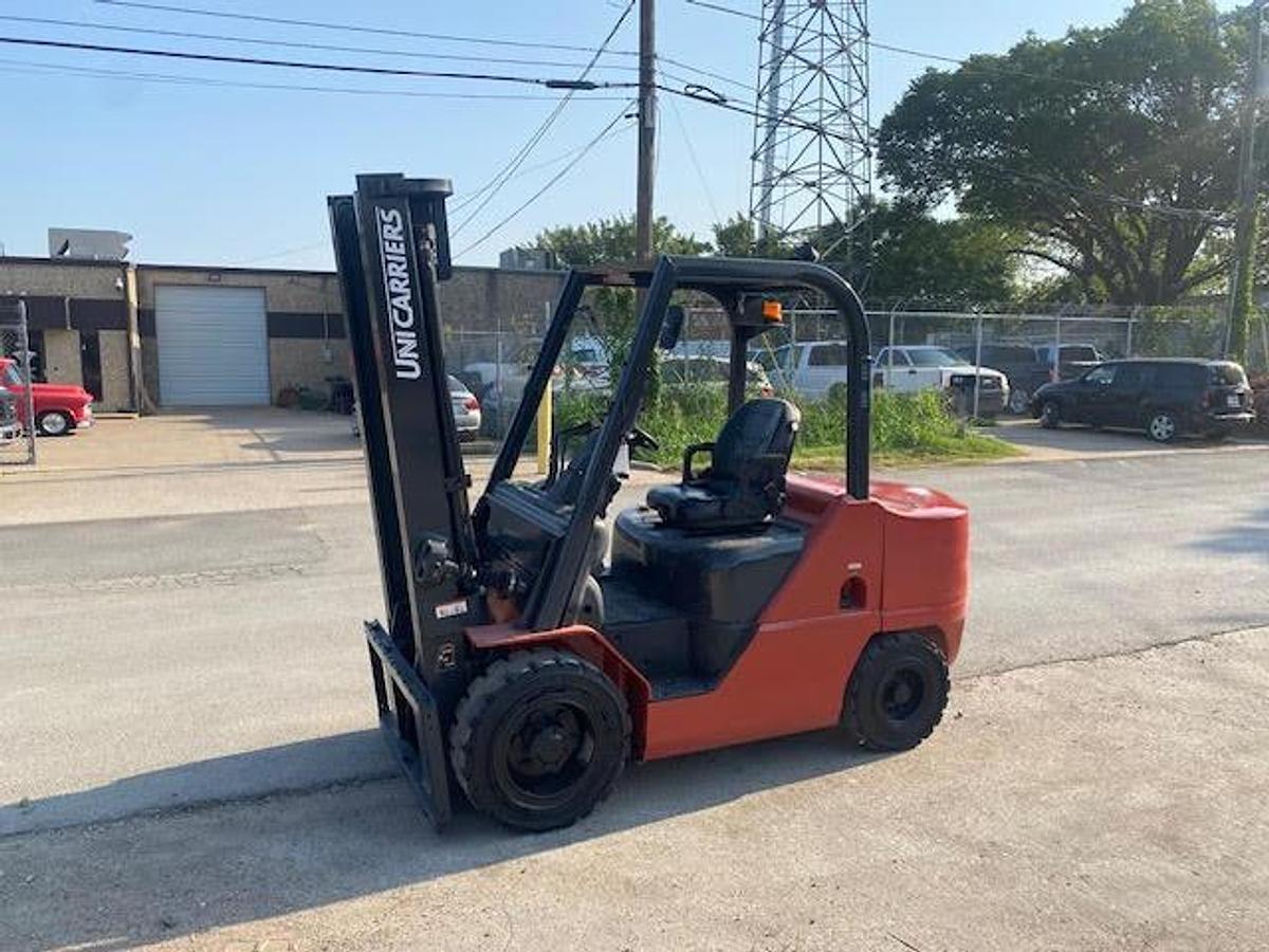 Used 2017 UniCarriers PF60YD