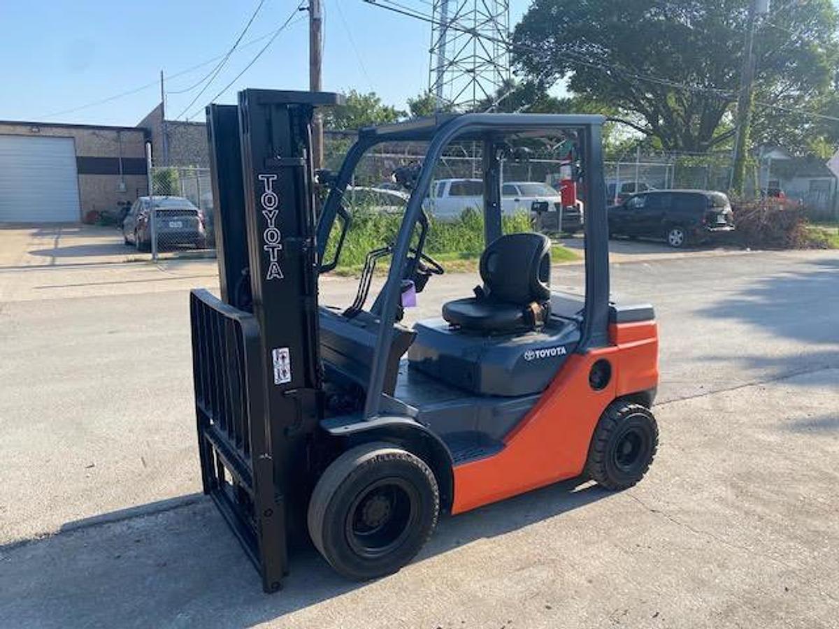 Used 2020 Toyota 8FDU25