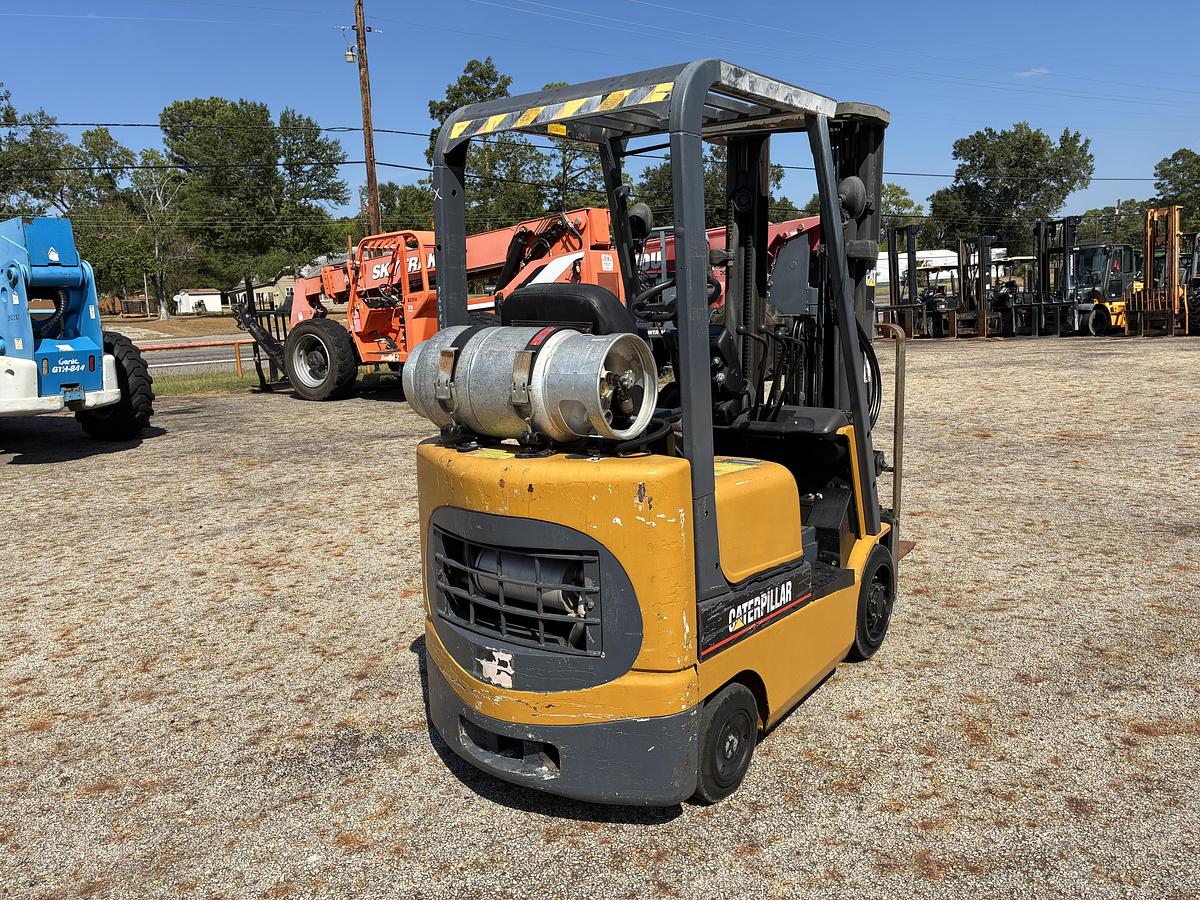 Used 1999 CAT GC15K