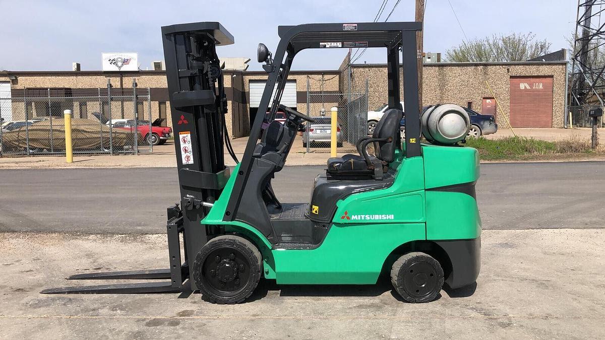 Used Mitsubishi Forklift FGC30N