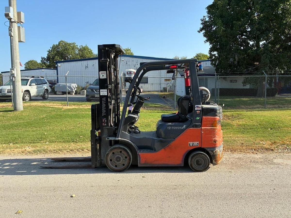 Used 2021 TOYOTA 8FGCU30