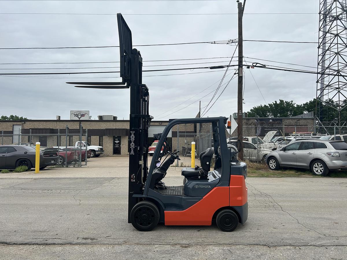 Used 2023 Toyota 8FGCU25