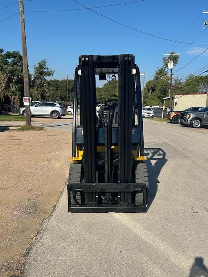 Used 2018 Yale GLP050VXNEAE086