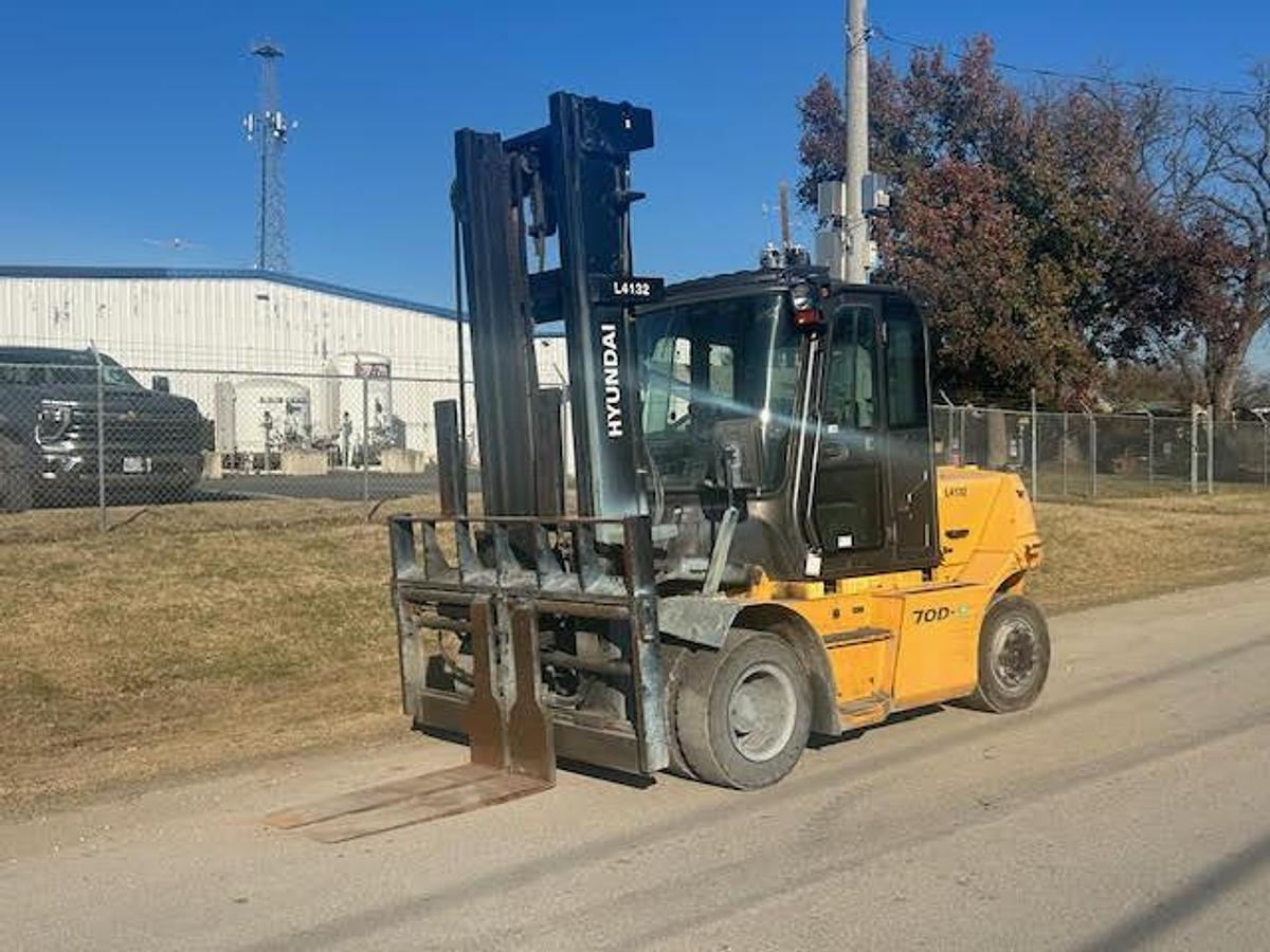 Used 2020 Hyundai 70D-9 15,500LBS