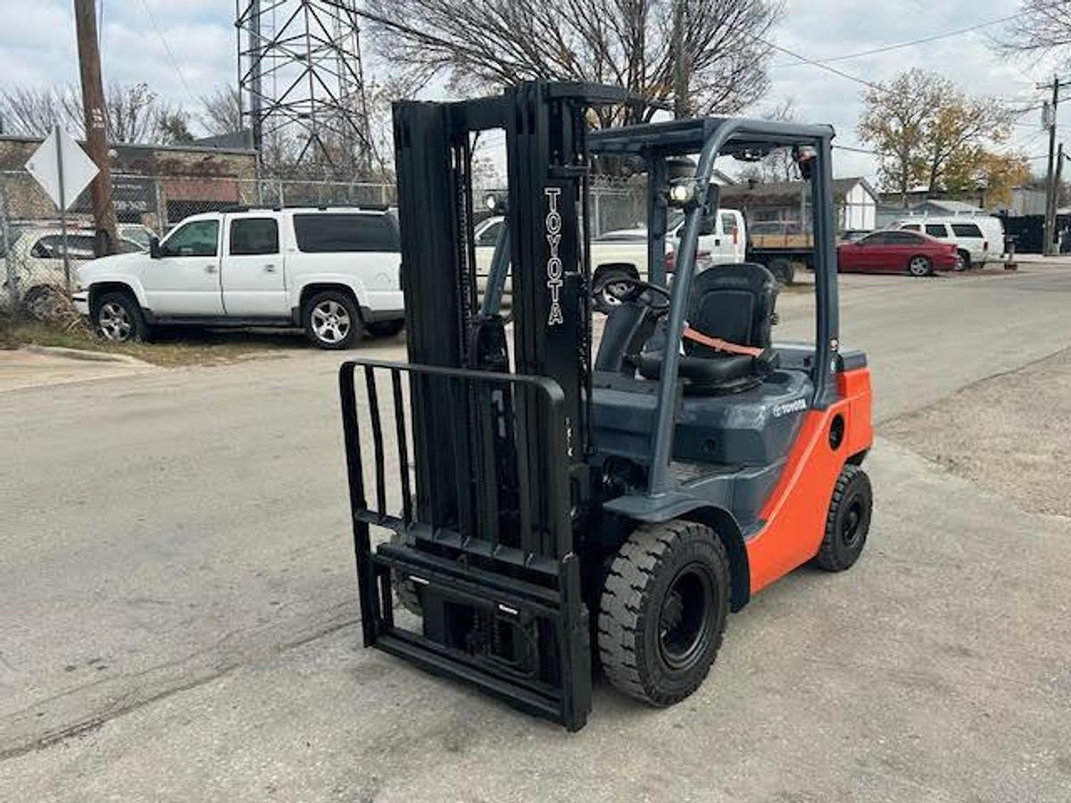 Used 2023 Toyota 8FDU25 5000LBS