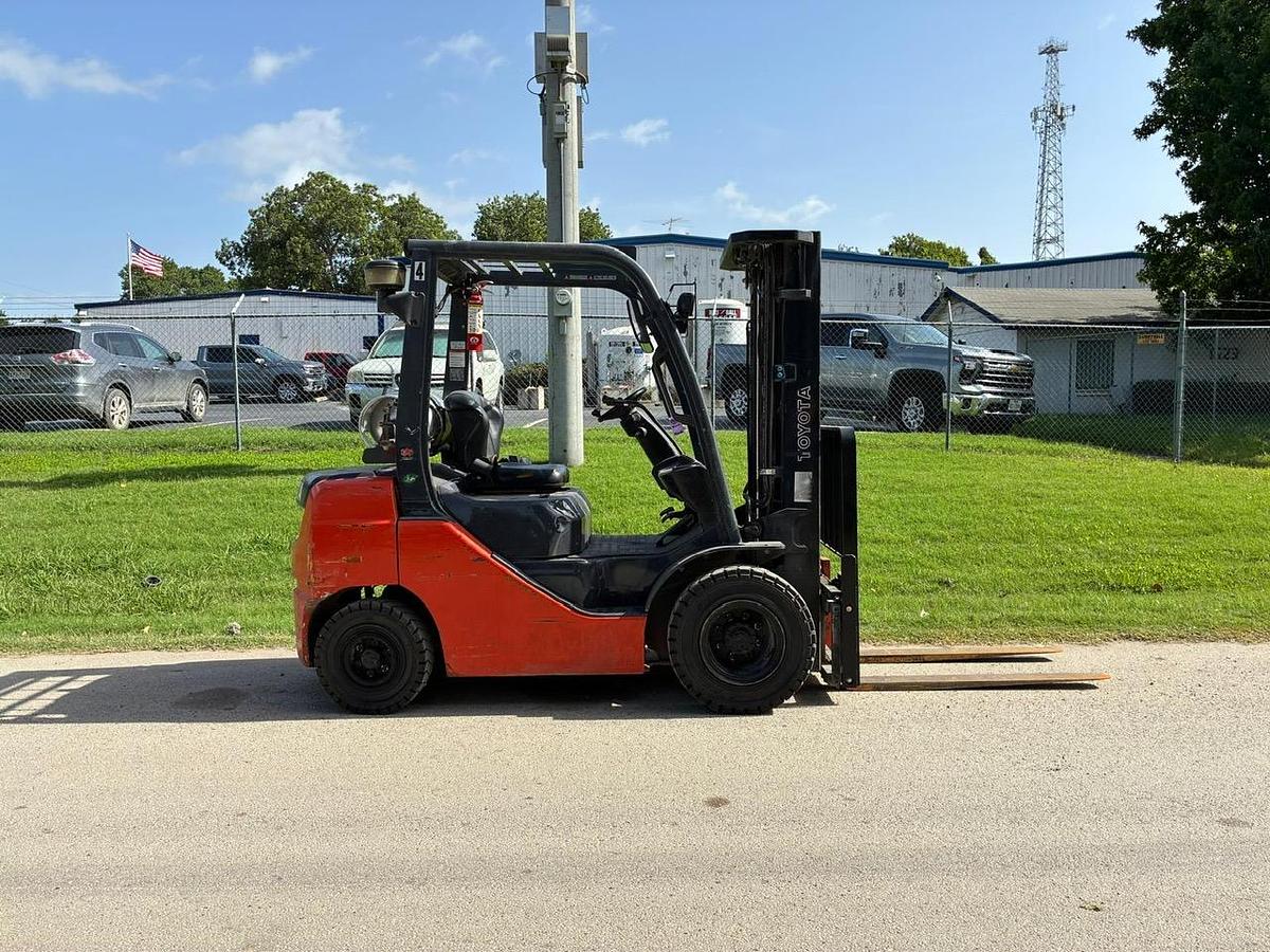 Used 2018 TOYOTA 8FGCU25