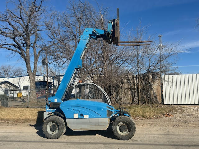 Used 2012 GENIE GTH5519