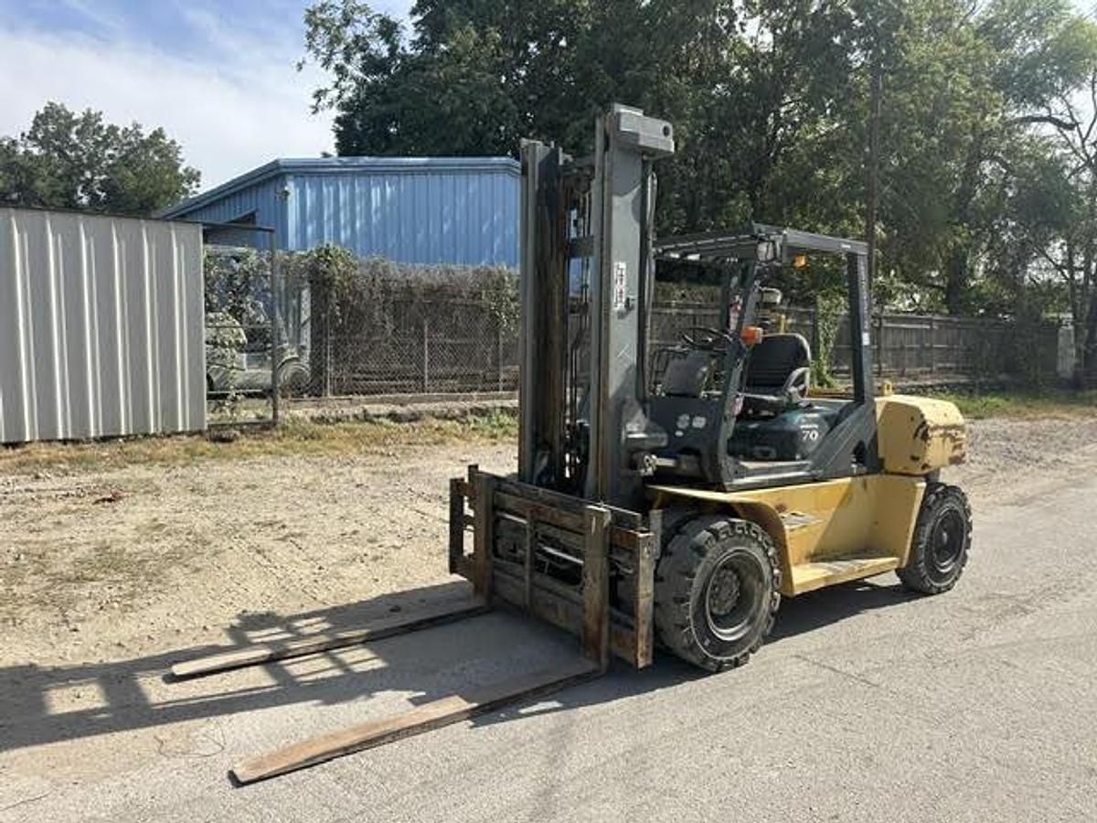 Used 2015 Komatsu FD70-10