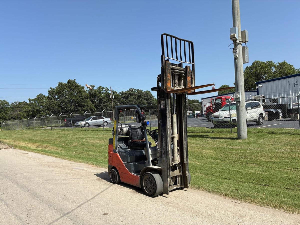 Used 2021 TOYOTA 8FGCU30