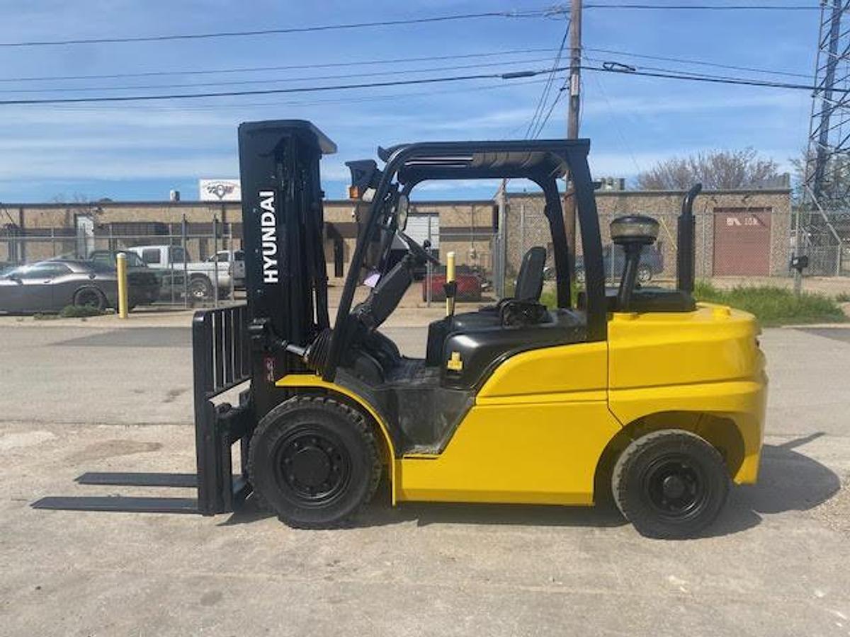 Used 2017 Hyundai 35D-9