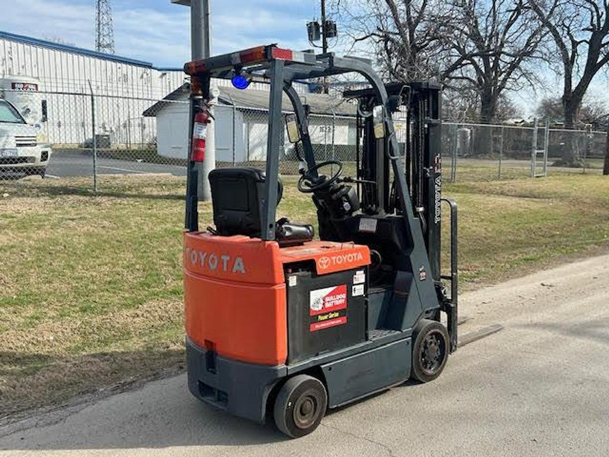 Used 2017 Toyota 7FBCU15