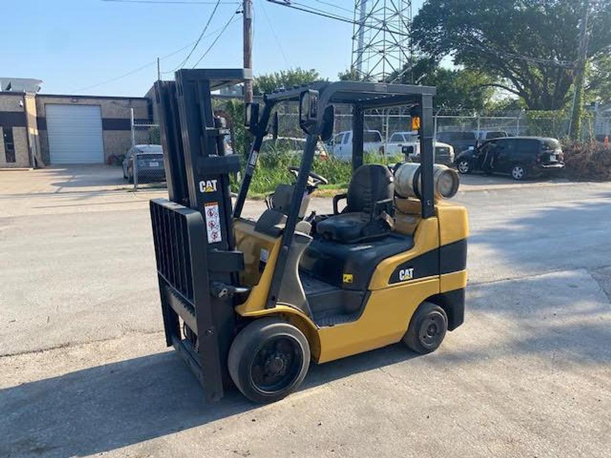 Used 2014 CAT Lift Trucks 2C6000