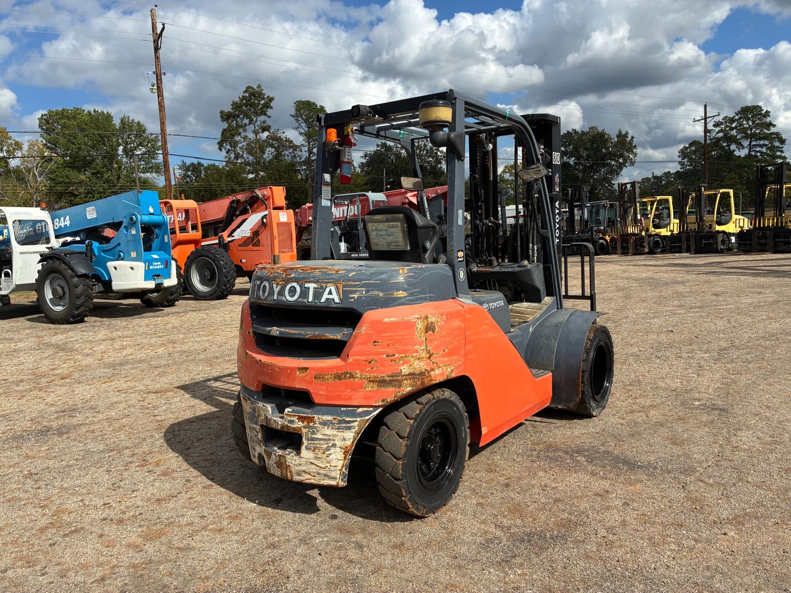 Used 2022 Toyota 8FD35U