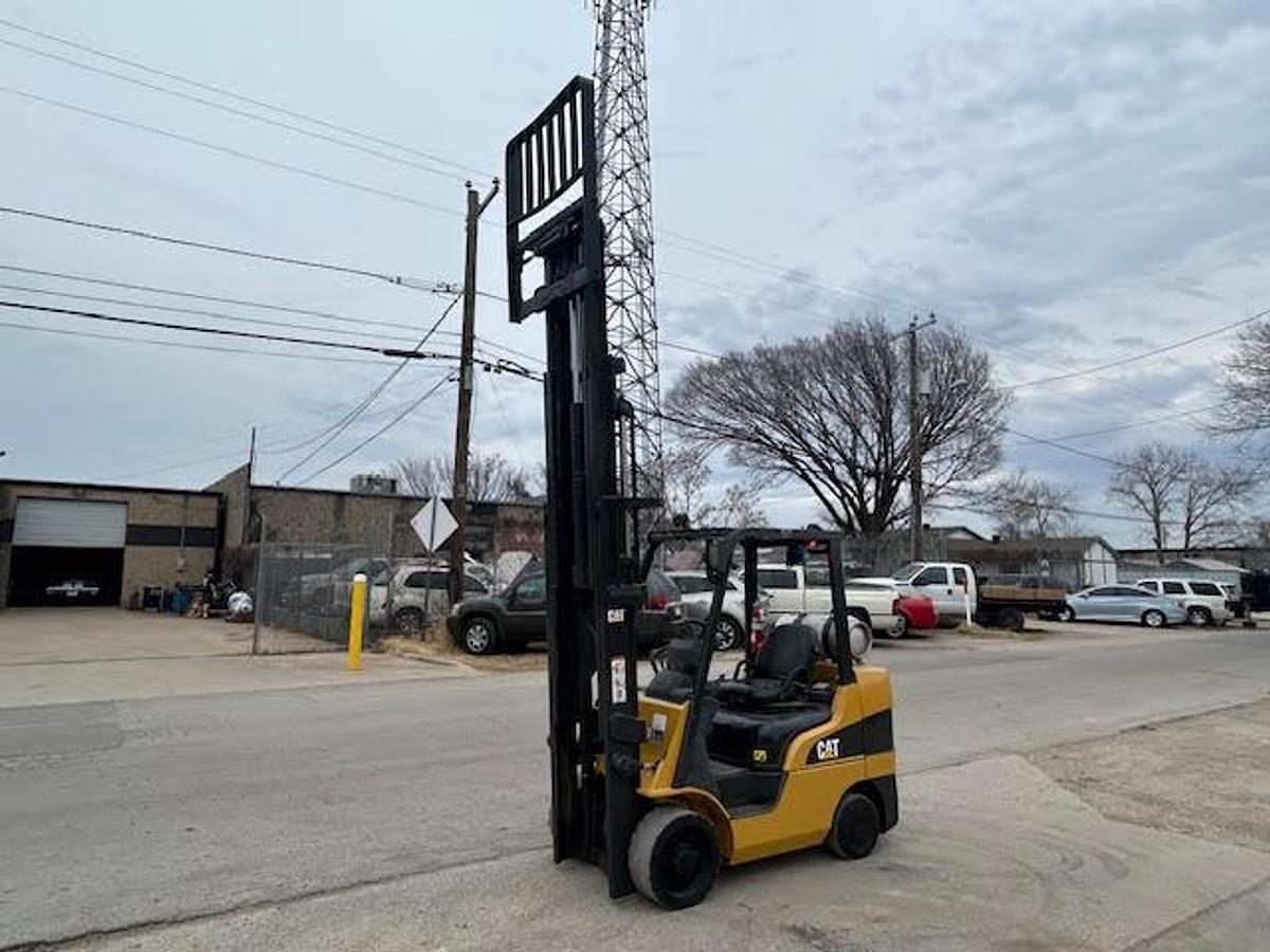 Used 2017 CAT 2C6000