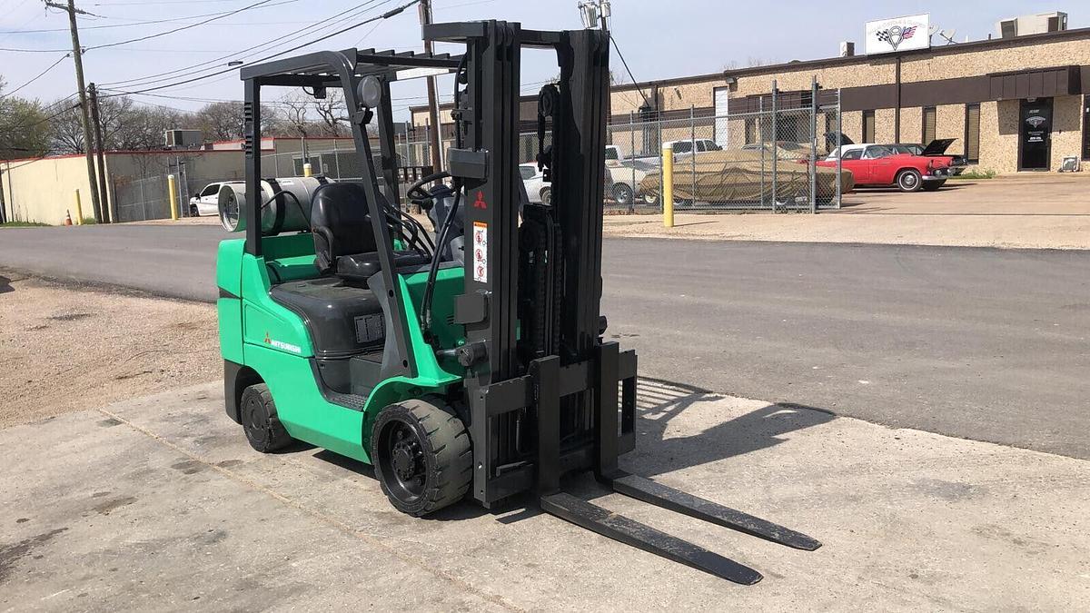 Used Mitsubishi Forklift FGC30N