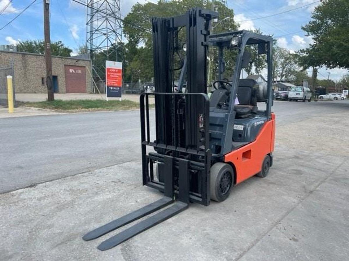 Used 2011 Toyota 8FGCU15