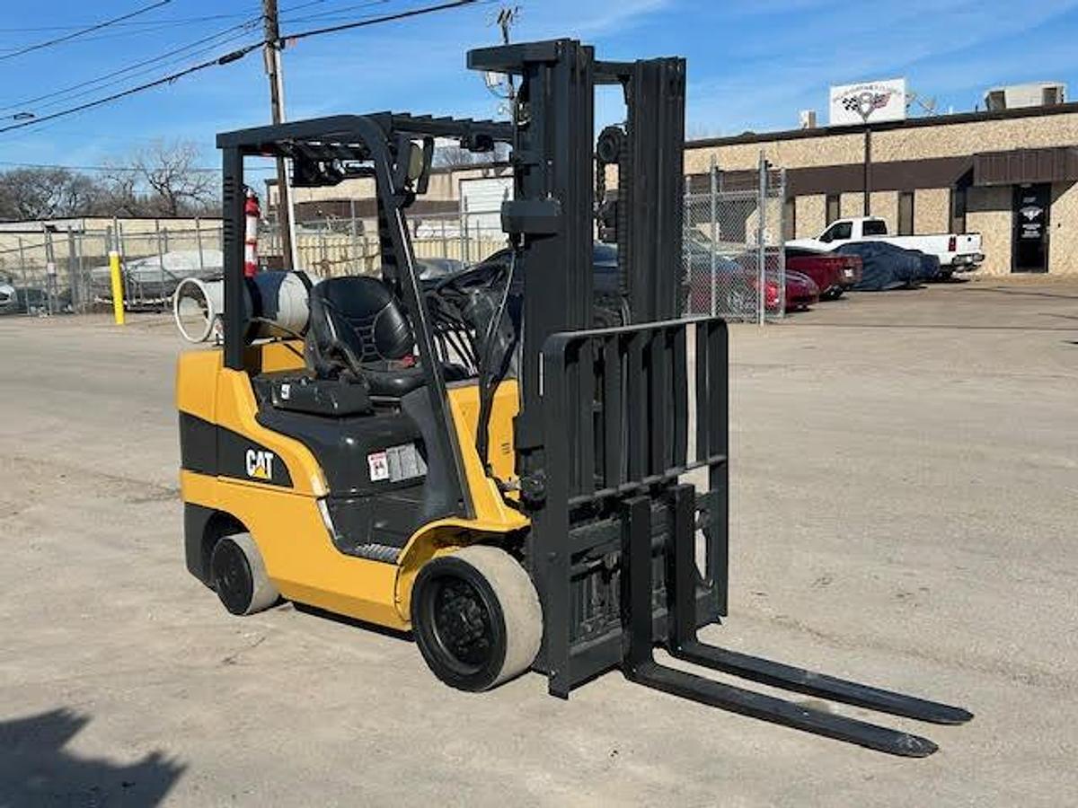 Used 2017 CAT 2C6000