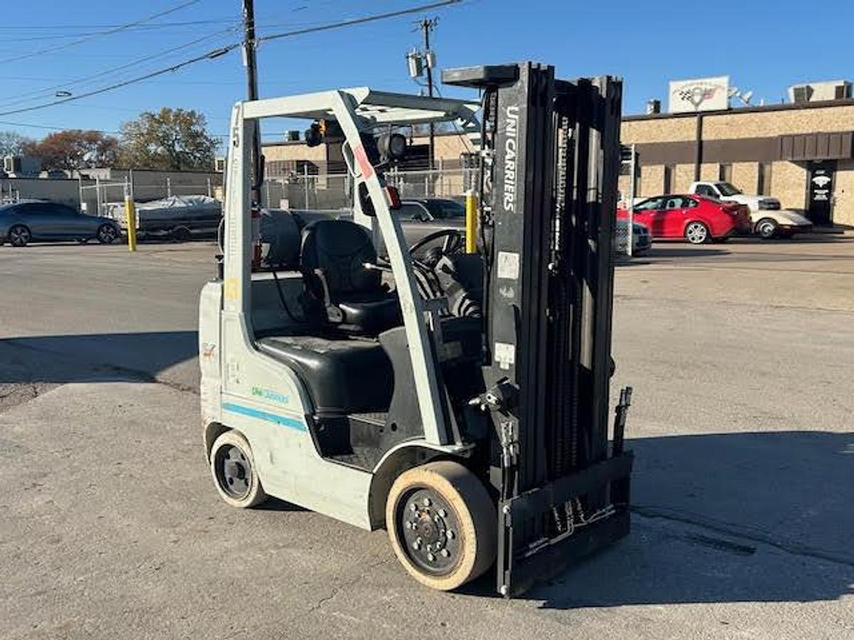 Used 2016 UniCarriers MCP1F2A25LV