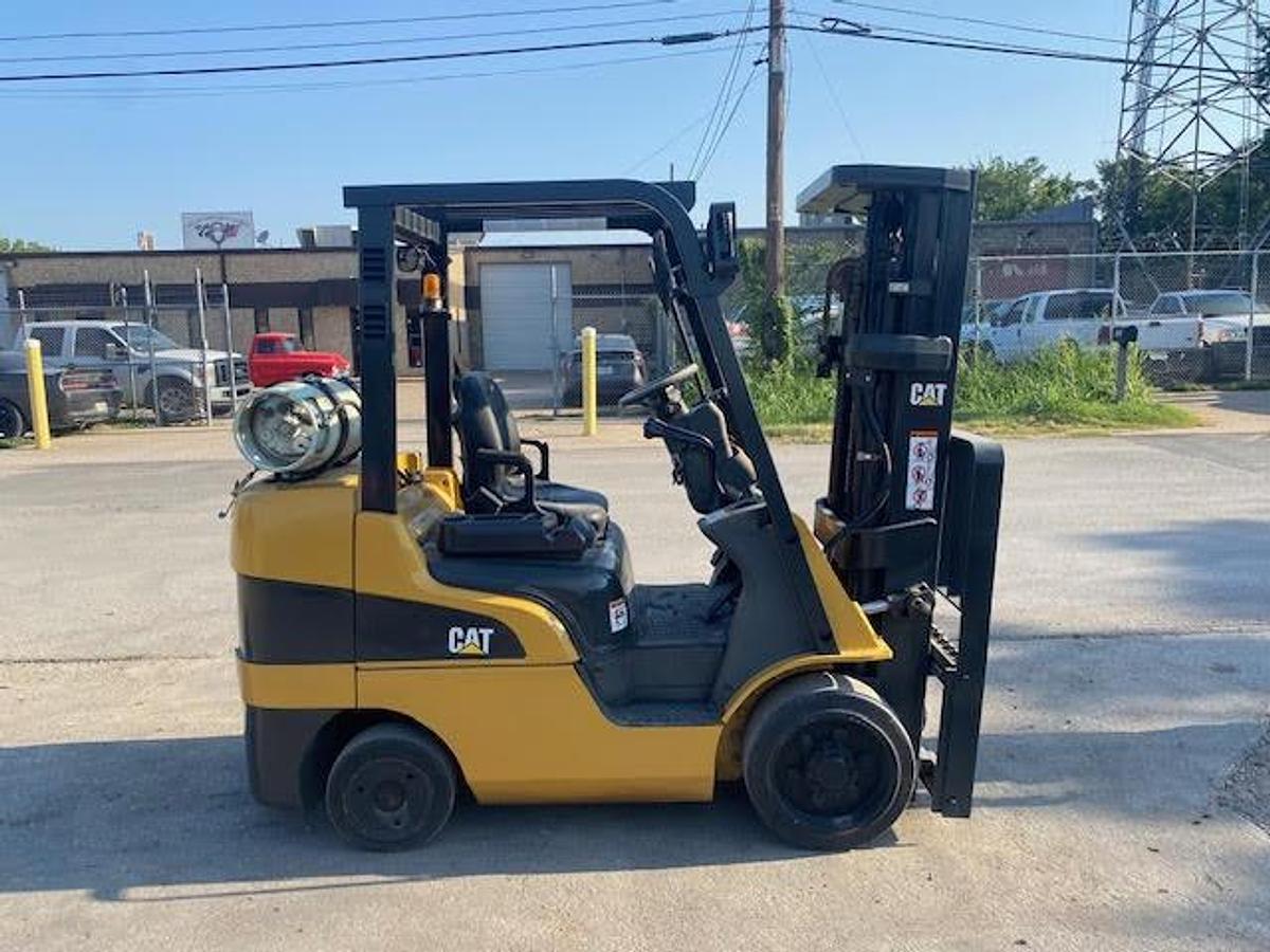 Used 2014 CAT Lift Trucks 2C6000
